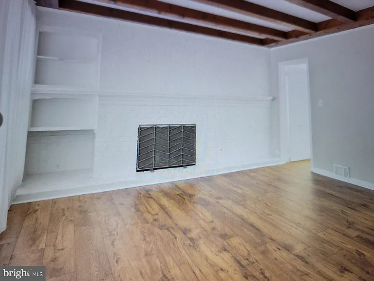 10404 Insley St — Photo 7