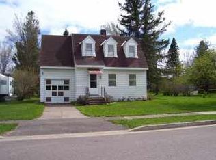 1112 Hancock St, Wakefield, MI 49968