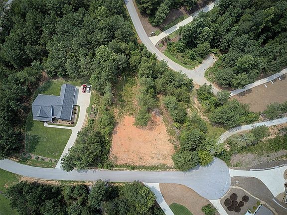 4th image of 24 Reservoir Rd