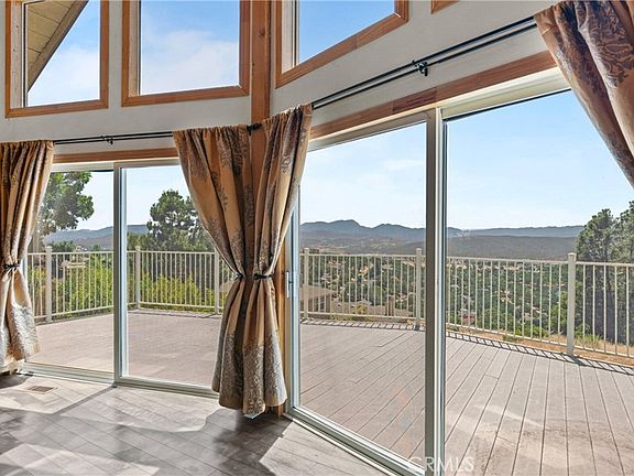 5th image of 19383 Stonegate Rd