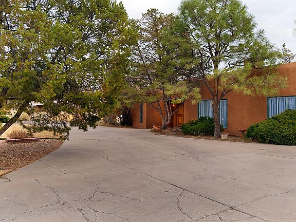 2nd image of 2229 Dietz Pl NW