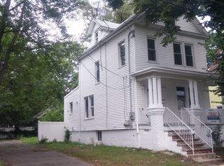 24 Adams St, Irvington, NJ 07111