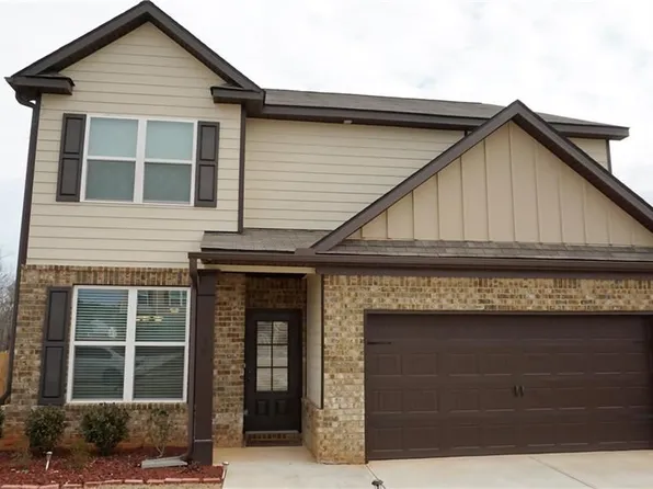 156 Sophie Cir, Locust Grove, GA 30248