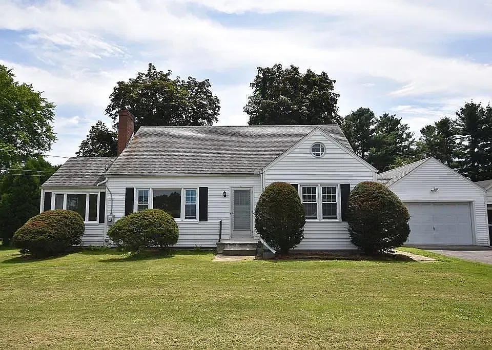 213 Russell St
