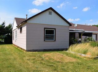 710 Whitney Pl, Saint Louis, MI 48880