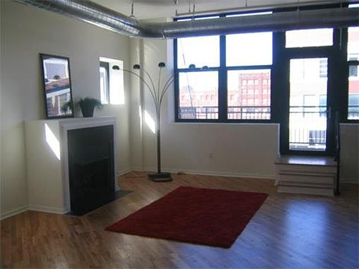 3rd image of 2015 Grand Ave #221