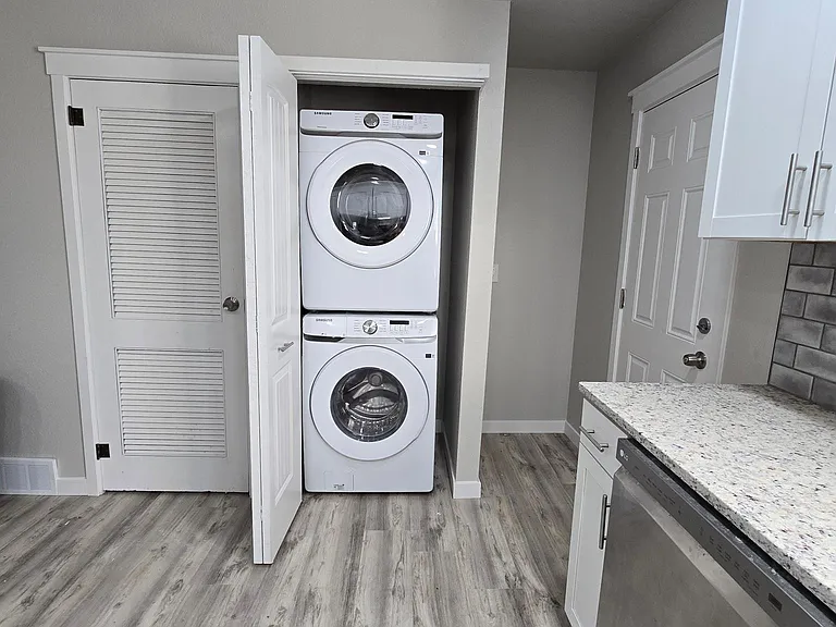 410 Springfield Ave — Photo 5