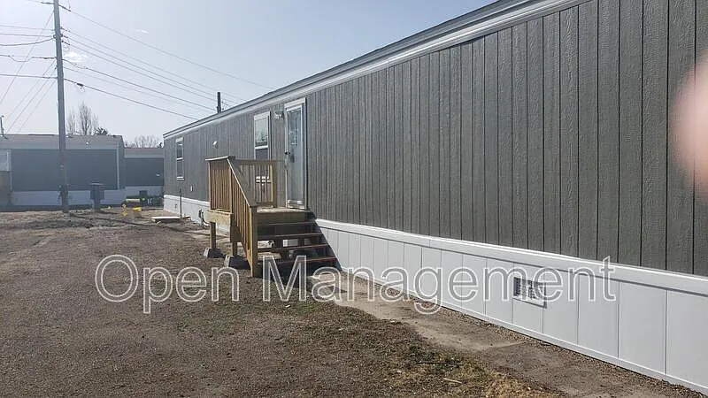 Scottsbluff Estates Mobile Home Community — Photo 3