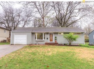 5707 W 81st St, Prairie Village, KS 66208