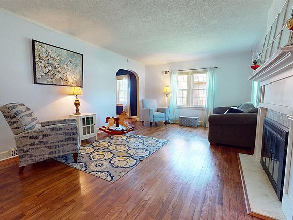 4th image of 124 W Alta Vista Ave
