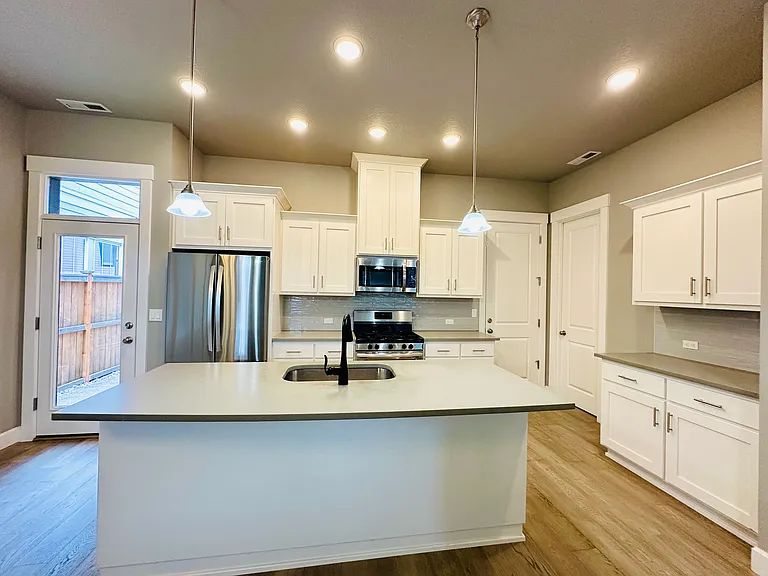 4105 SE 69th Ave — Photo 11