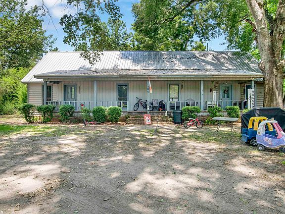 2nd image of 406 W Magnolia St #406