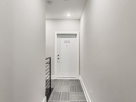 4th image of 1638 K St NE #302
