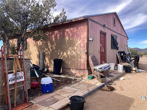 2nd image of 2300 N Prospect Drive