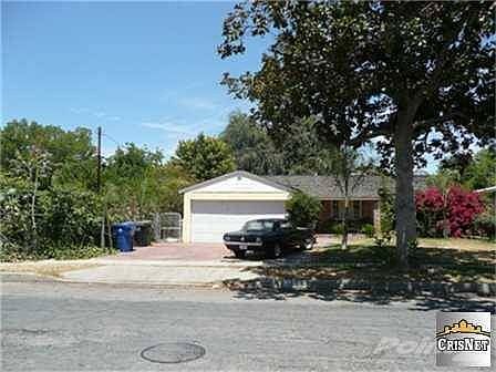 1st image of 13995 Stagg St