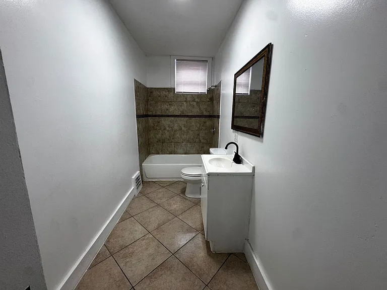 395 E 152 ST — Photo 38