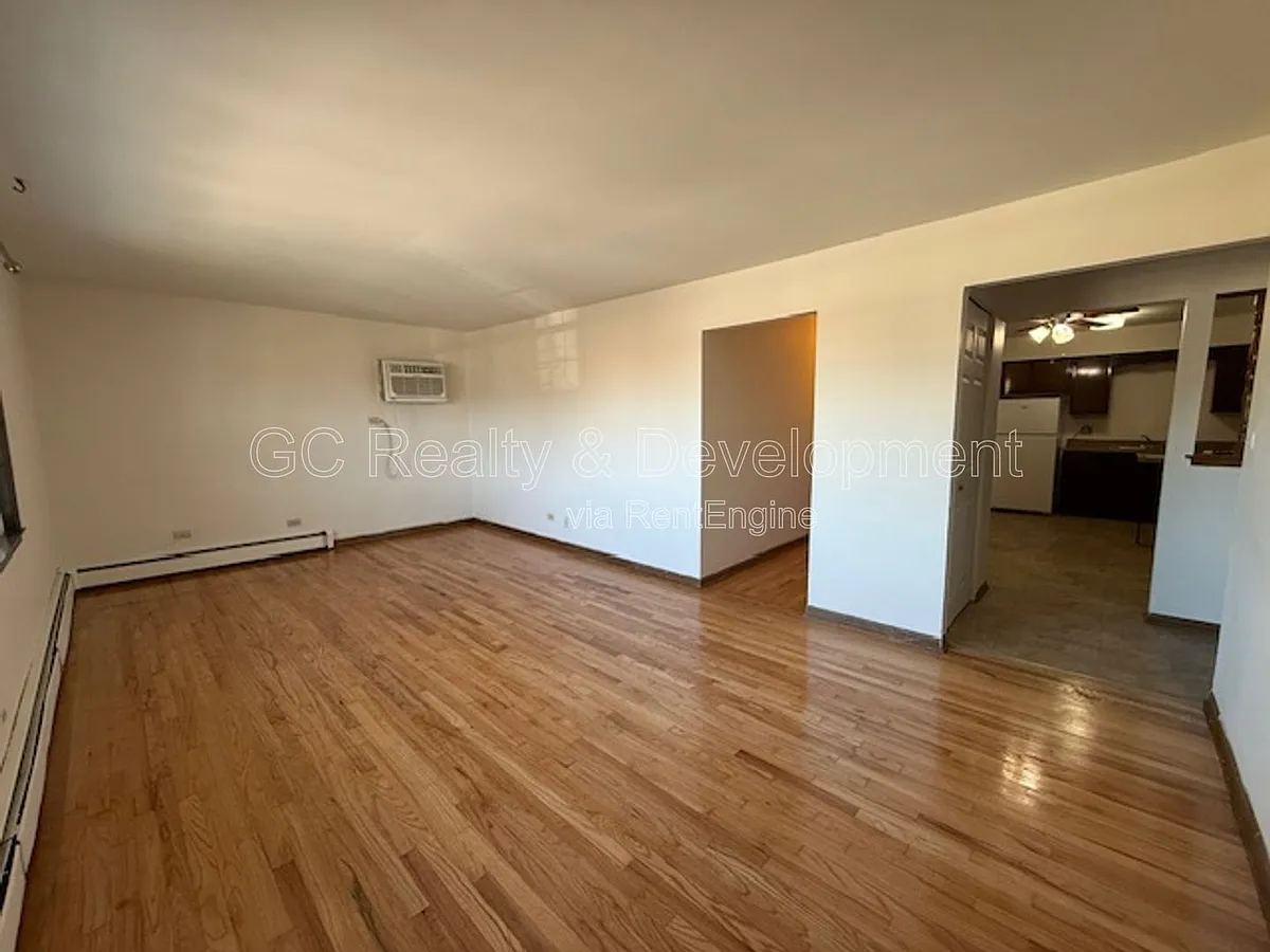 Building Photo - 515-525 N Highview Ave #525-207