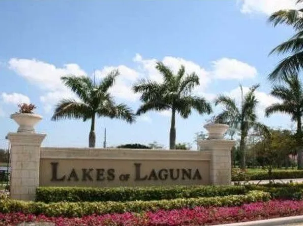 4341 Lake Lucerne Cir, West Palm Beach, FL 33409