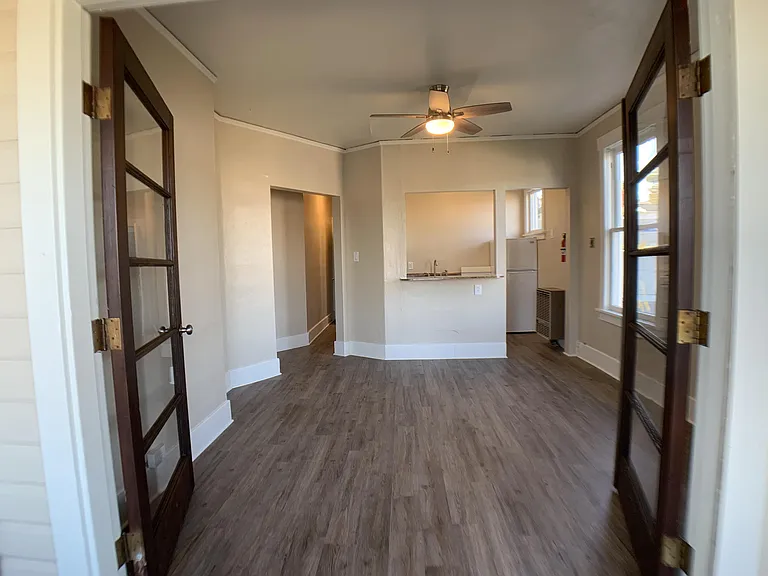 646 Washington Ave #2 — Photo 1
