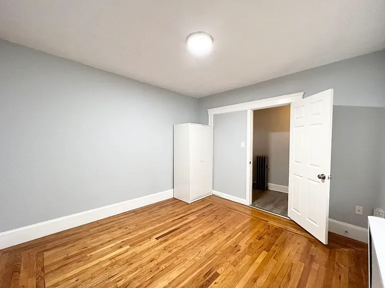135 Fayette St #1 — Photo 4