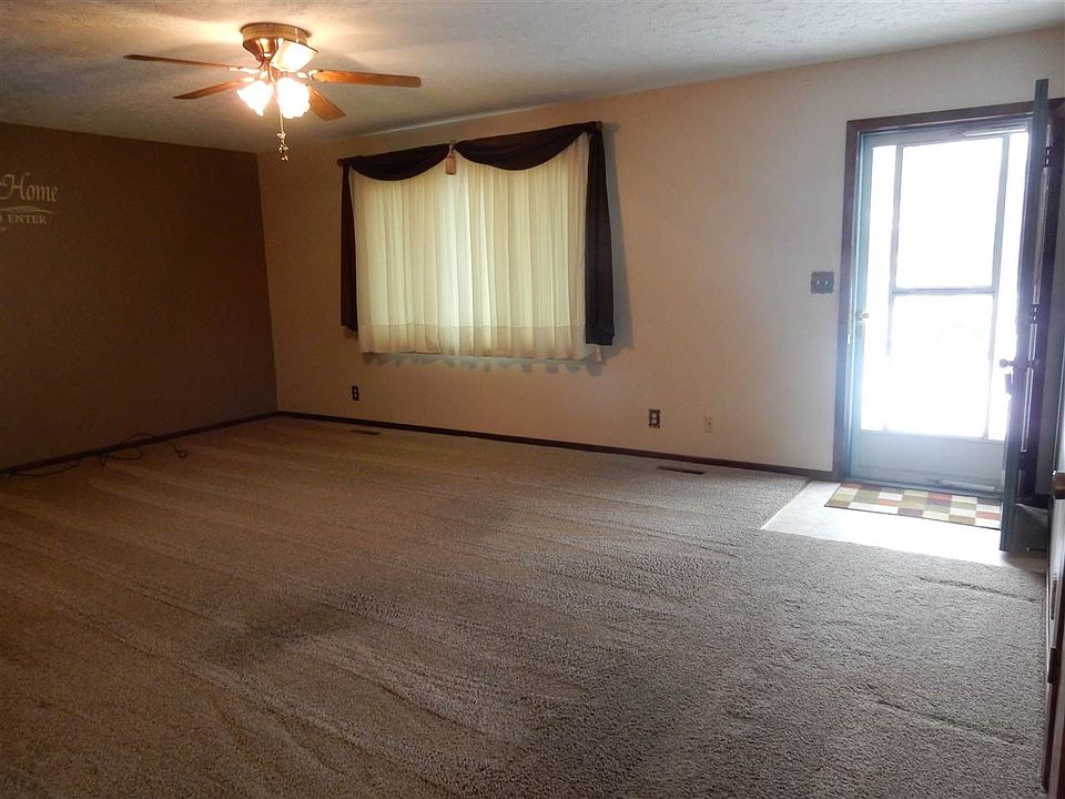 1606 Pleasant View Ave Beatrice NE 68310 Zillow