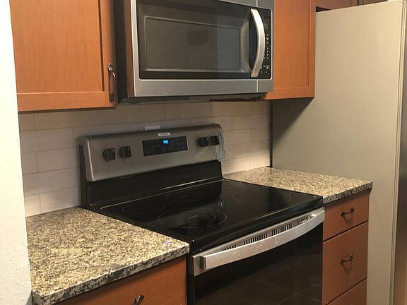 Kitchen lower unit