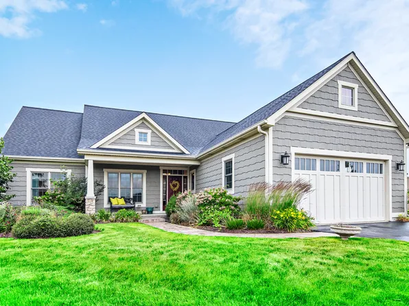 10311 Clearwater Way, Huntley, IL 60142