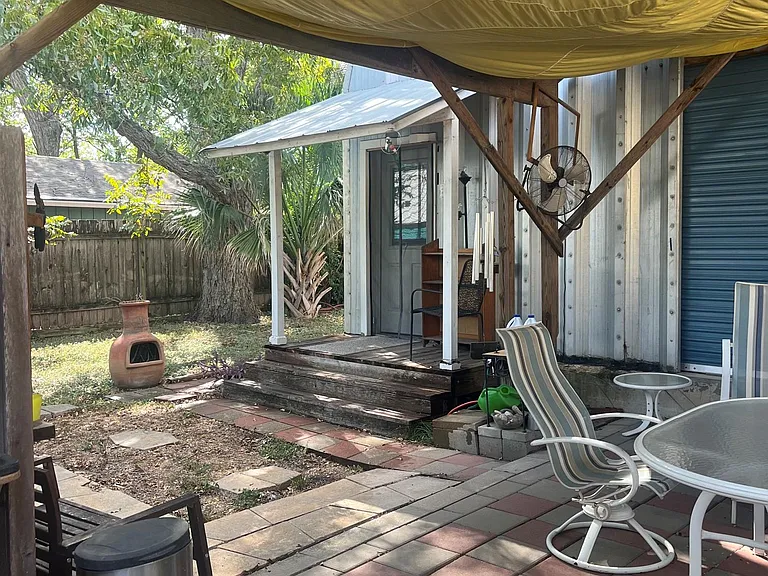 4811 Red River St — Photo 15
