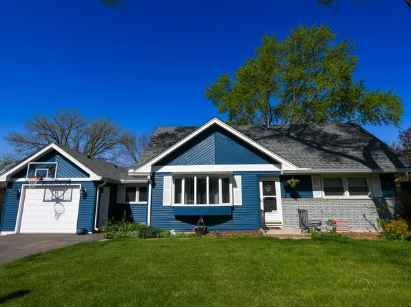 41066 N 3rd St, Antioch, IL 60002