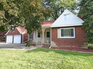 19747 Old Homestead Dr, Harper Woods, MI 48225