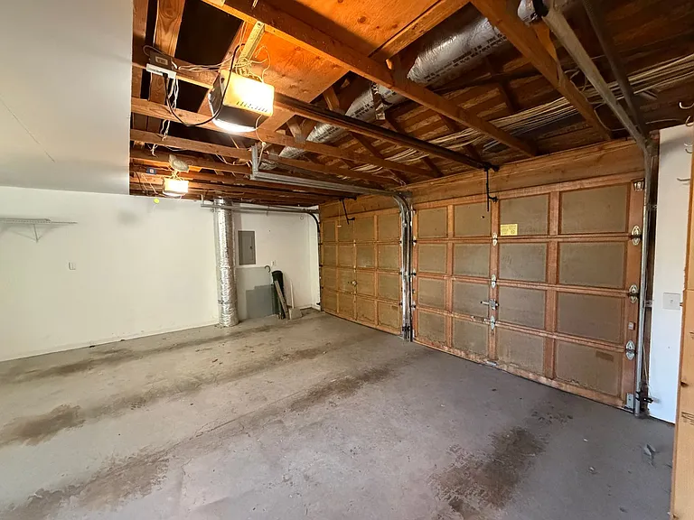 3823 Wilshire Ln — Photo 31