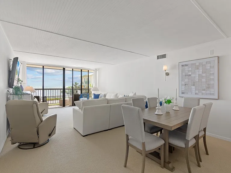 4141 Ocean Dr #401 — Photo 3