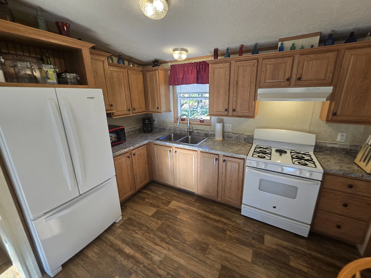 2 bed, 920 sqft, $1,750 — Photo 4