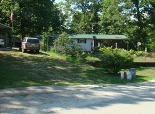 413 Osage Ln, Pineville, MO 64856