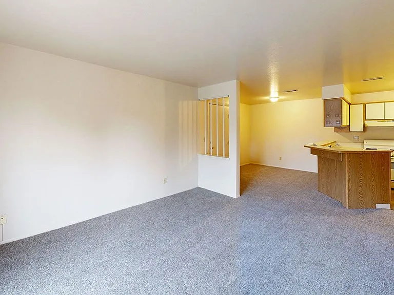 Trappers Cove Apartments — Photo 46