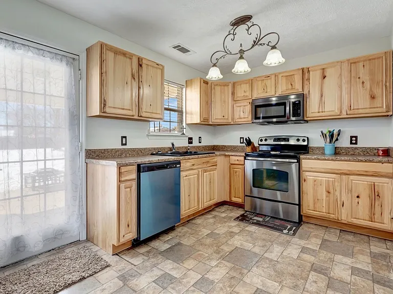 102 Fresca Ct — Photo 9