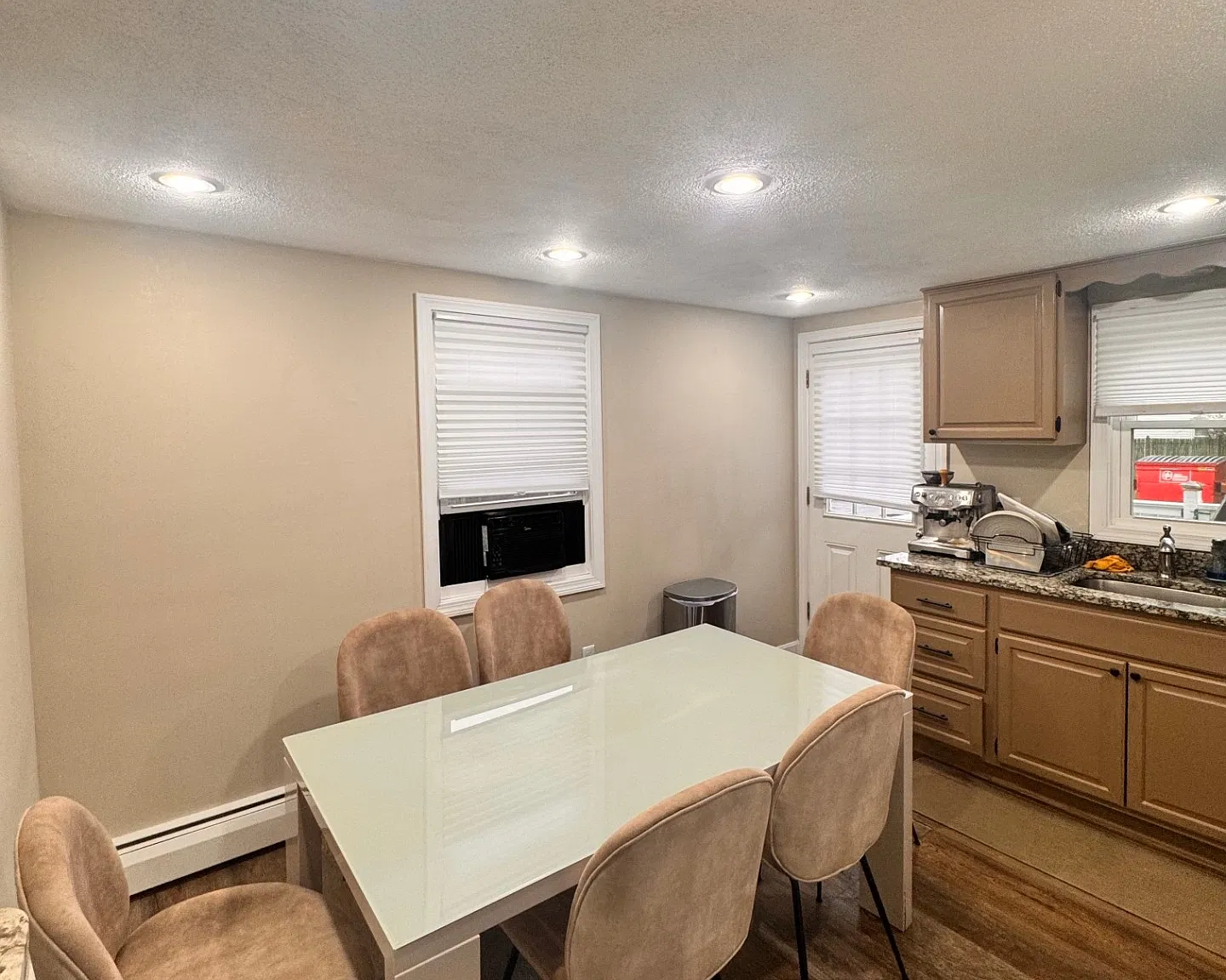 2 bed, $2,600 — Photo 2
