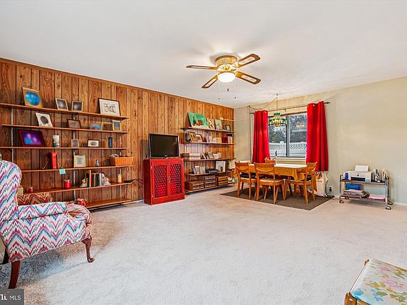 5th image of 15205 Tottenham Ter #24-B