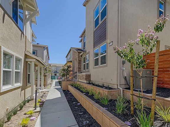 2nd image of 4305 Healdsburg Way