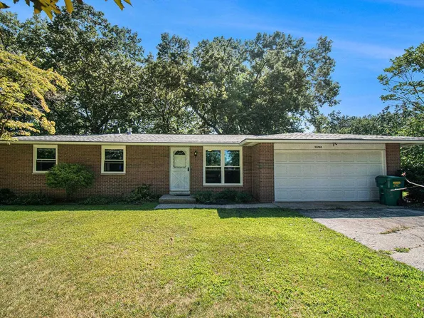 53702 Kennedy Dr, Granger, IN 46530