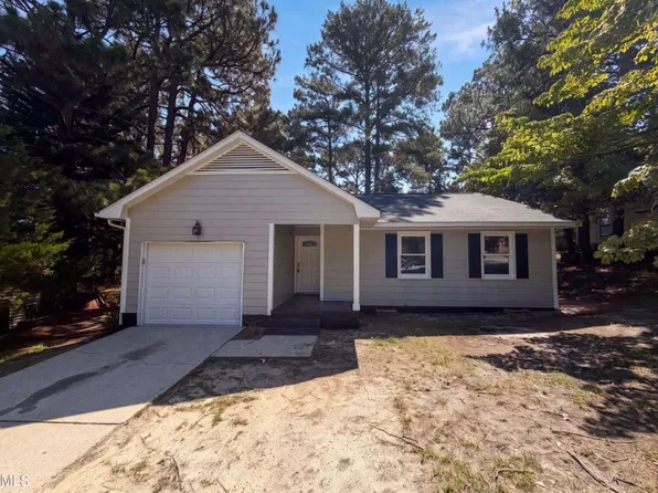 5310 Westminster Dr, Fayetteville, NC 28311