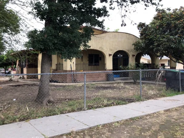 10689 E Morro Ave, Del Rey, CA 93616