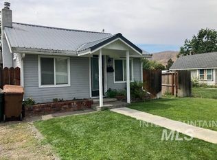 636 12th St, Clarkston, WA 99403