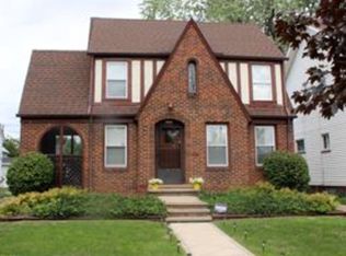 13510 Wainstead Ave, Cleveland, OH