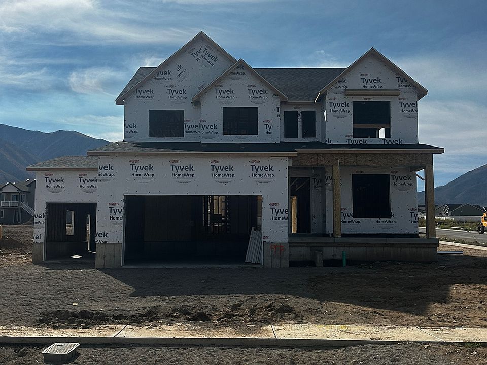 1st image of 65 W Carson Way