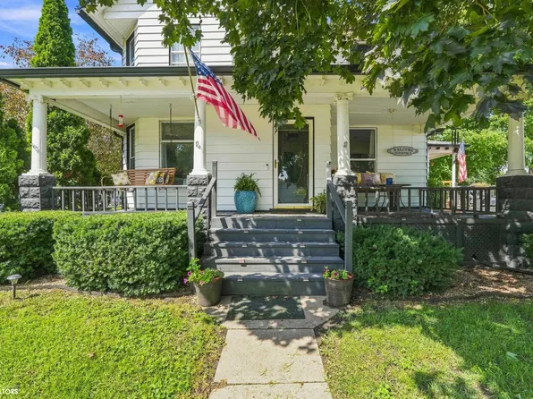 103 W 2nd Ave, Olds, IA 52647