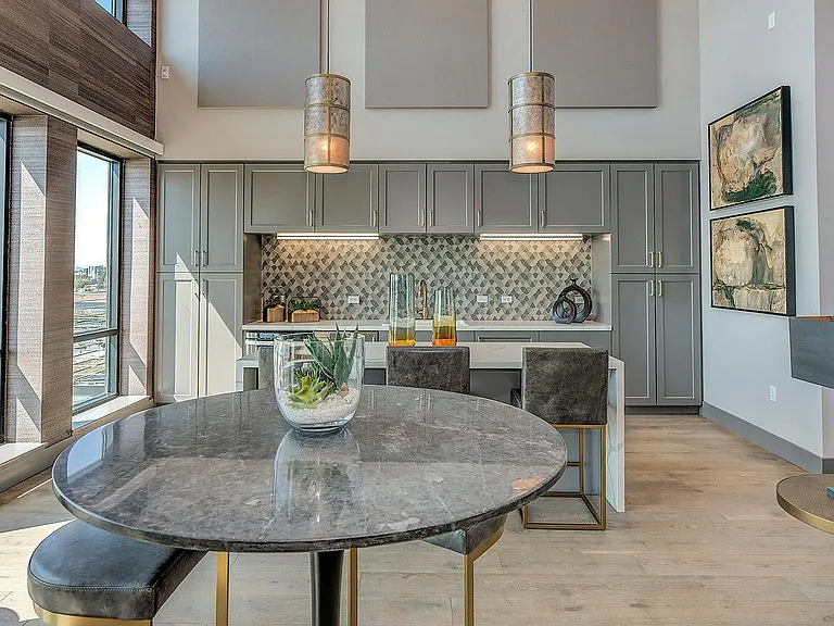 Orion Apartments — Photo 3