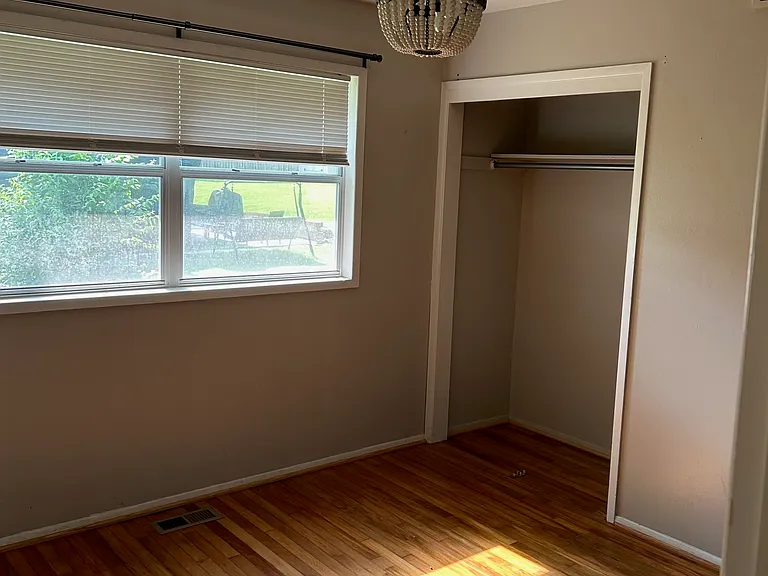 377 Pinehurst Dr — Photo 11