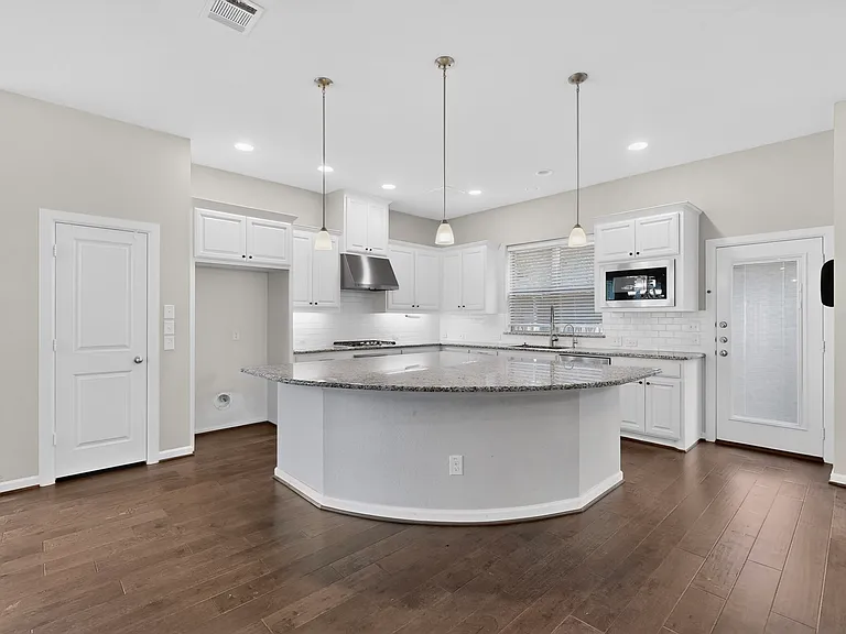 5413 Harbour Rd — Photo 25