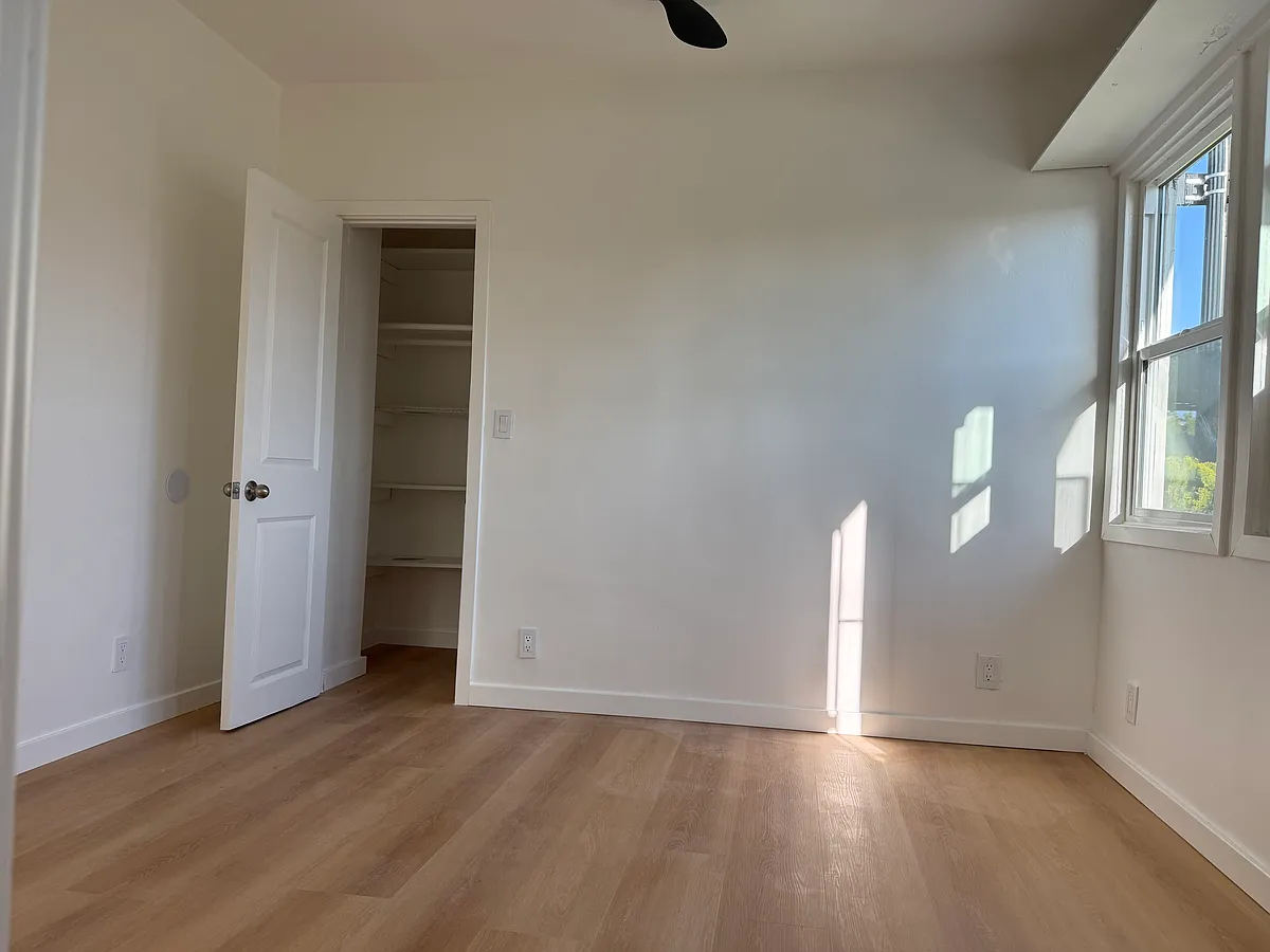 Building Photo - 504 N Glassell St #3